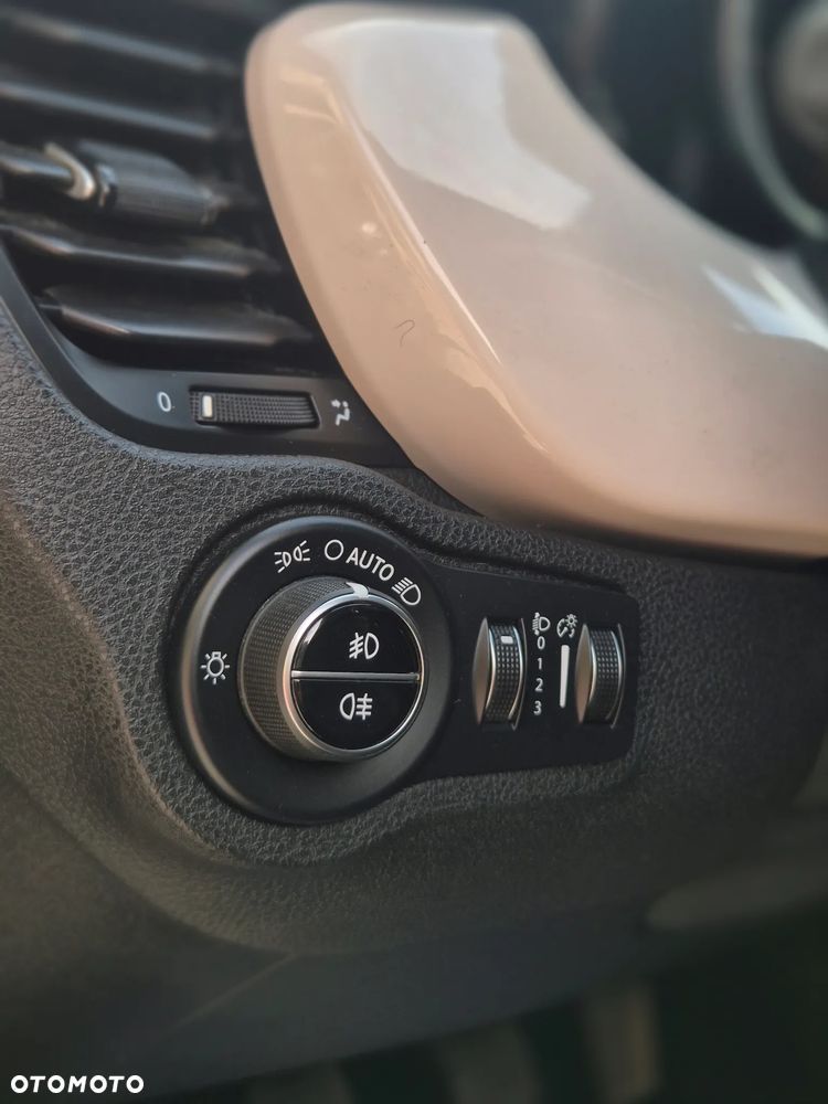 Fiat 500X 1.4 MultiAir Lounge - 15