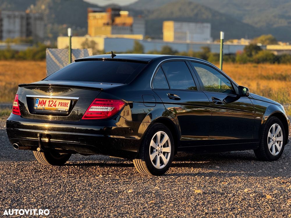Mercedes-Benz C - 13