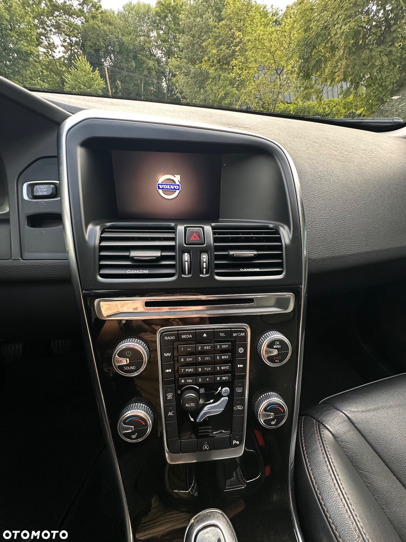 Volvo XC 60 - 21
