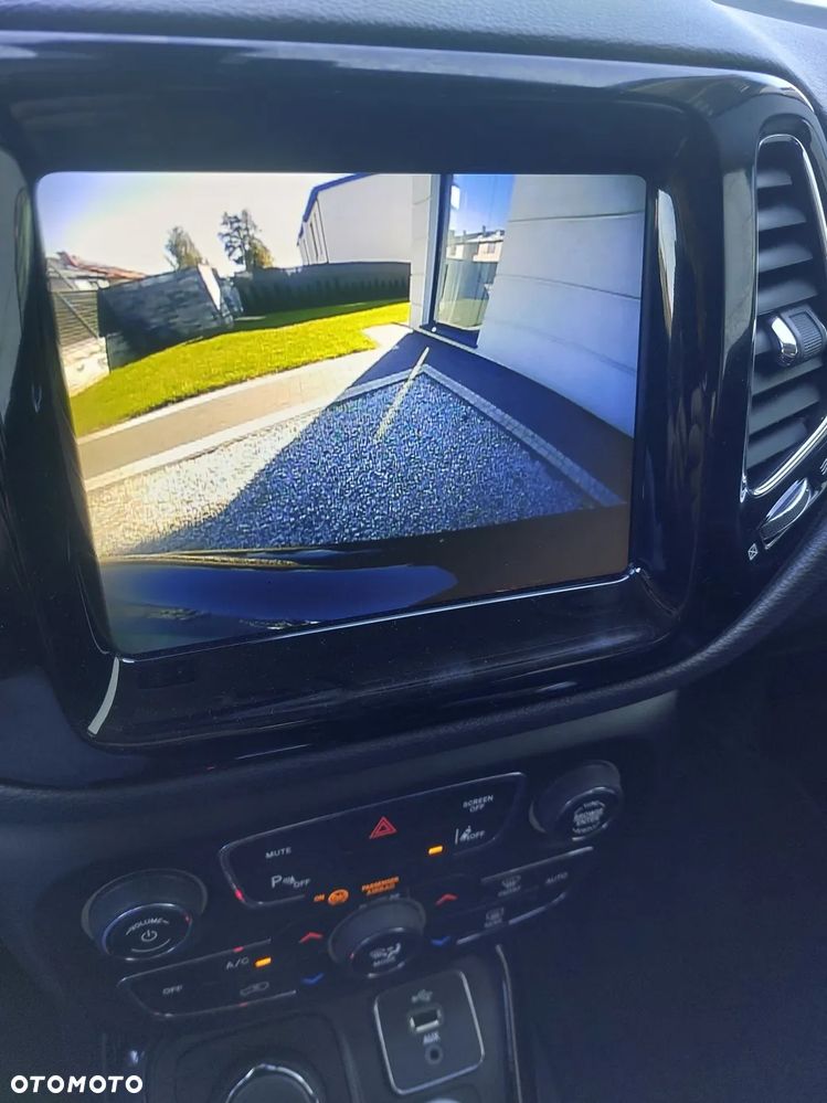 Jeep Compass 1.4 TMair Limited 4WD S&S - 8