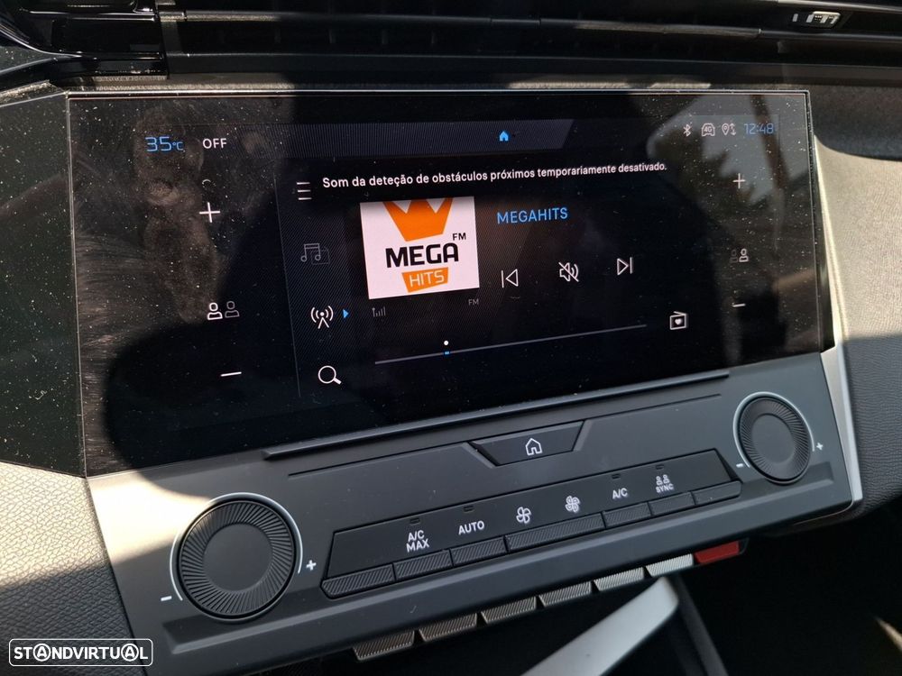 Peugeot 308 SW 1.2 Hybrid Allure e-DCS6 — fotografia 19