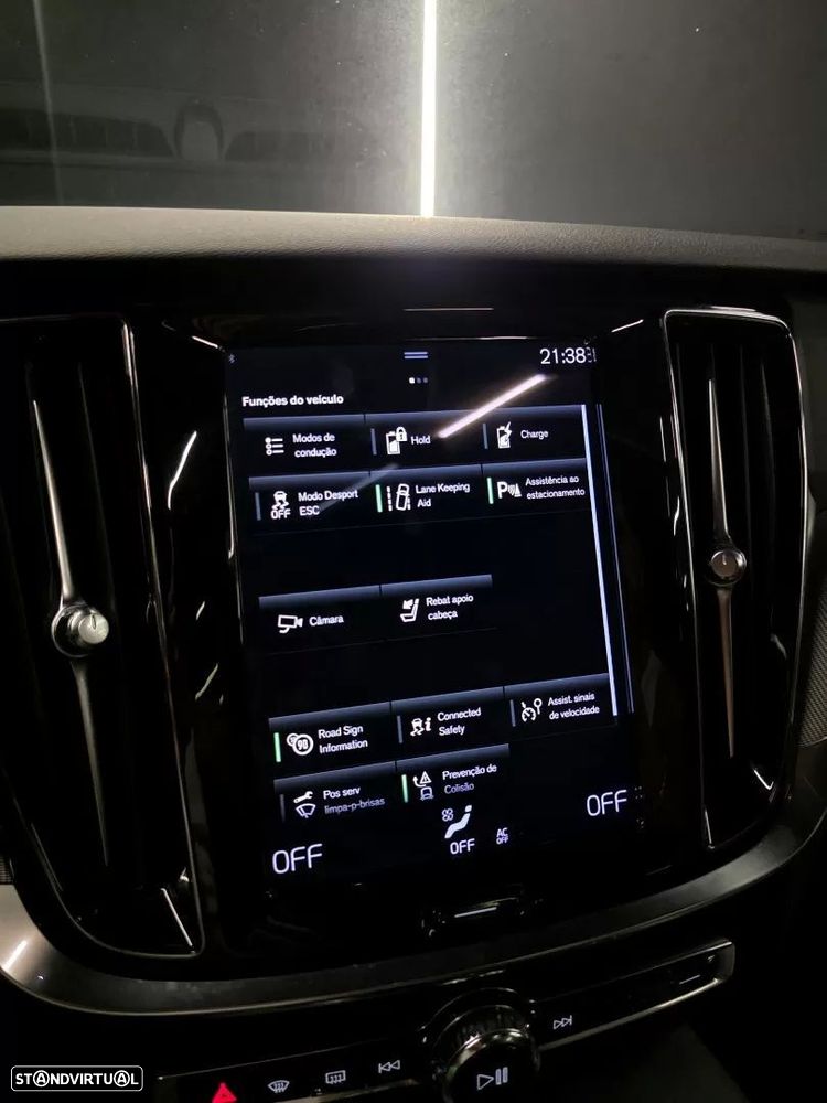 Volvo V60 2.0 T6 AWD TE R-Design - 21