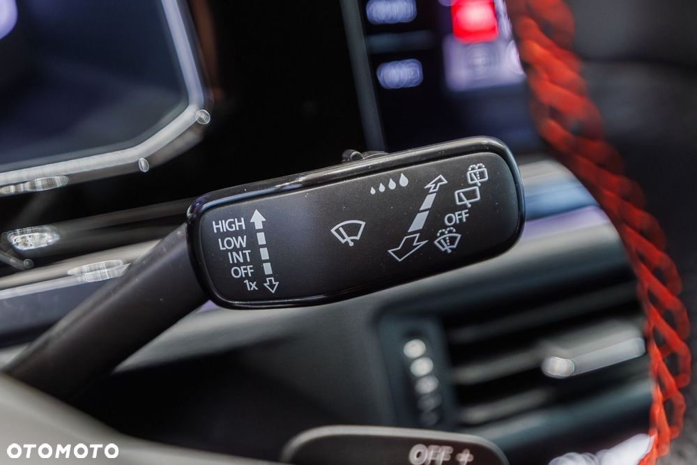 Volkswagen Polo - 35