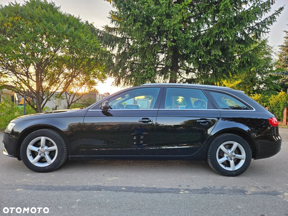 Audi A4 Avant 2.0 TDI DPF Ambiente - 8