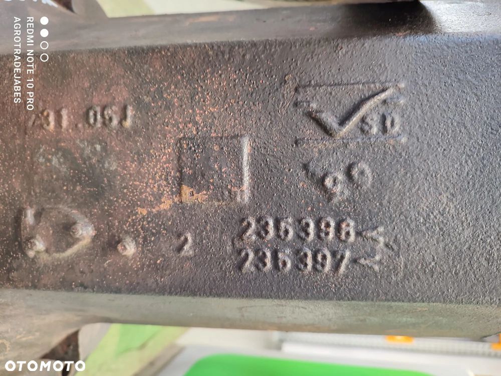 Zwolnica tył 235396 McCormick MTX 175 - 9