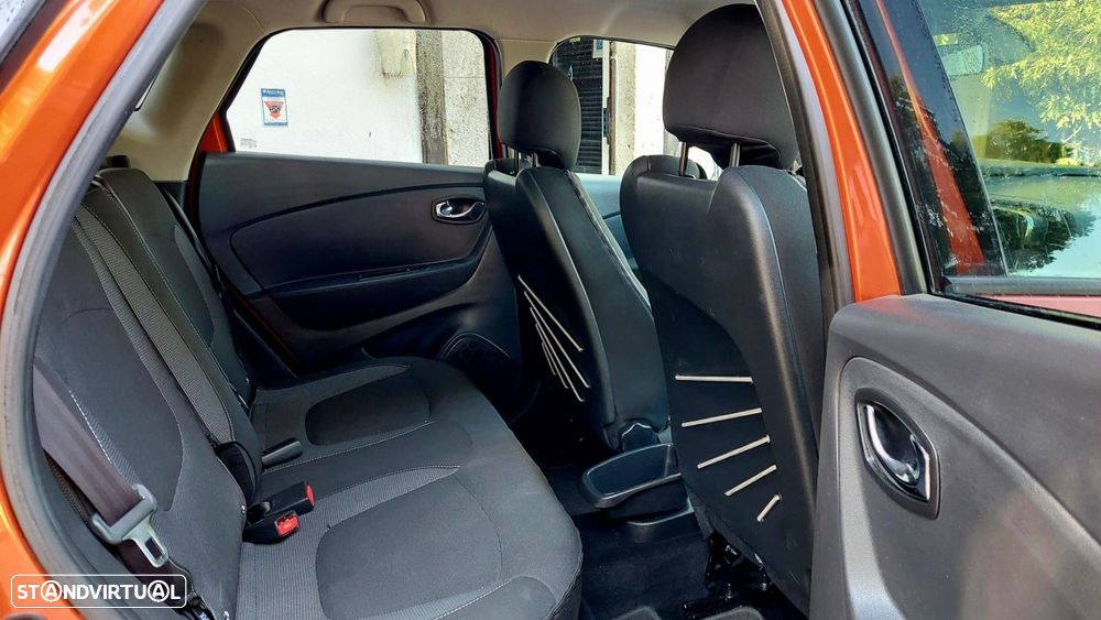 Renault Captur 1.5 dCi Exclusive - 11
