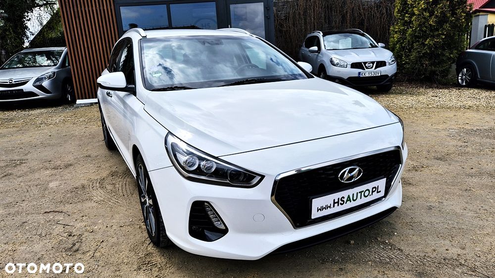 Hyundai i30 1.4 T-GDI Premiere Luxury - 5