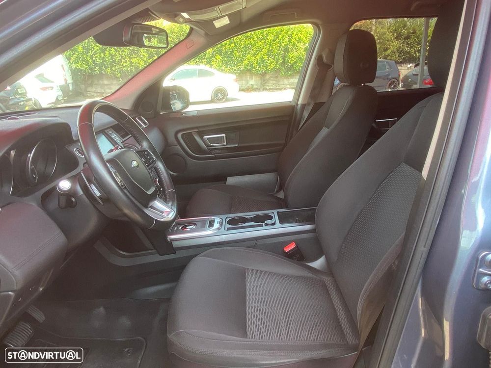 Land Rover Discovery Sport 2.0 TD4 HSE Auto - 7