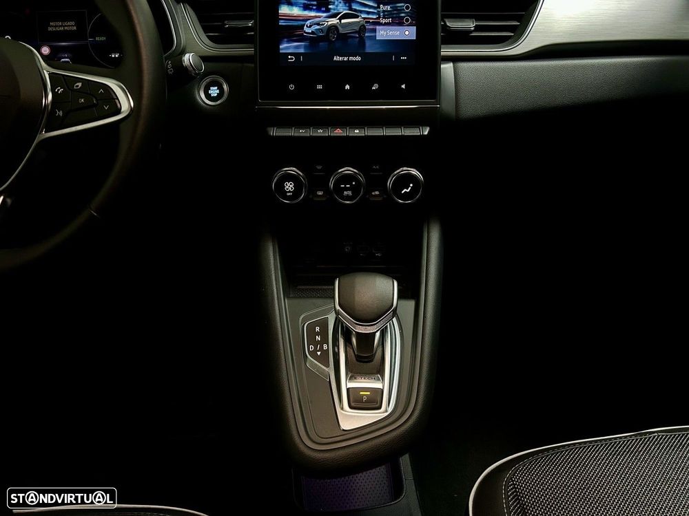 Renault Captur E-TECH 160 INTENS - 22