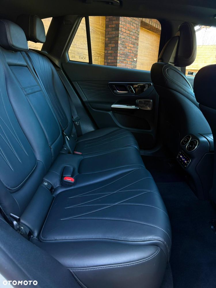 Mercedes-Benz GLC 300 mHEV 4-Matic AMG Line - 7