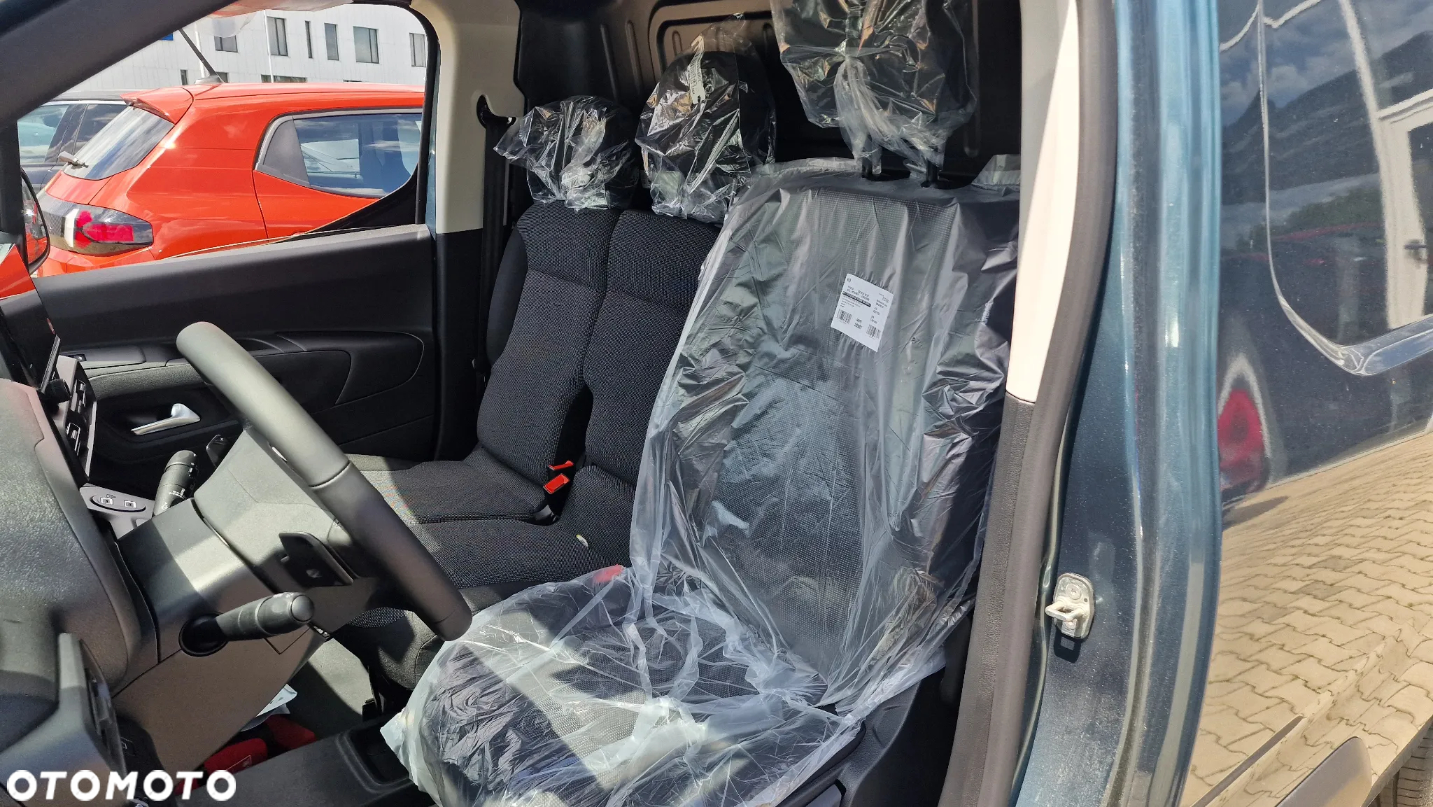 Opel Combo Cargo L2 950kg 1.5 Diesel 131 KM S&S AT8 - 8
