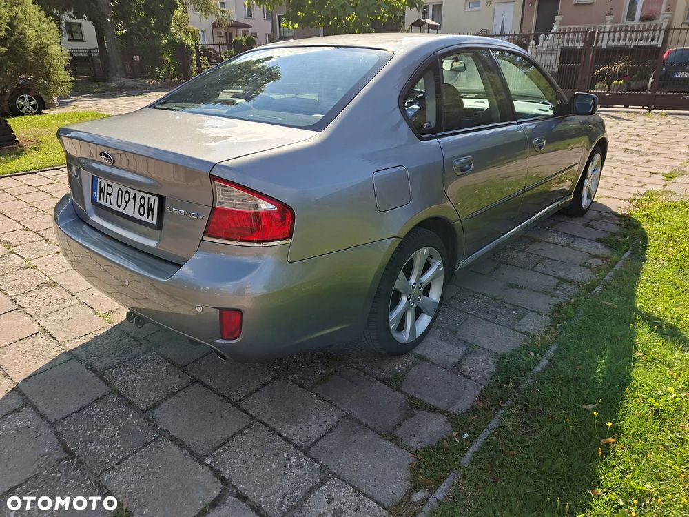 Subaru Legacy 2.0R Trend - 3