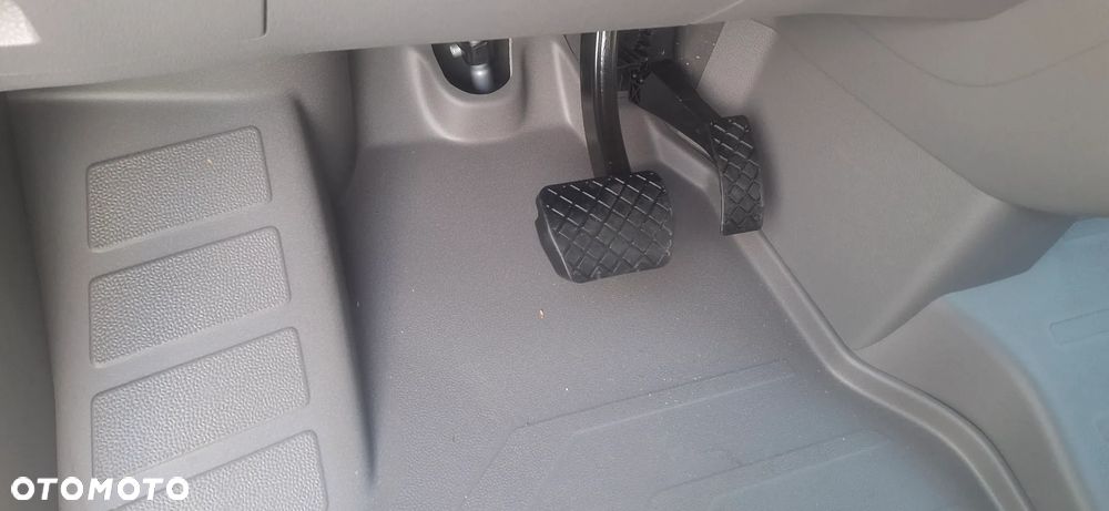 Volkswagen Crafter - 24