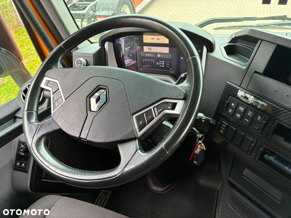 Renault T480 High CAB - 20