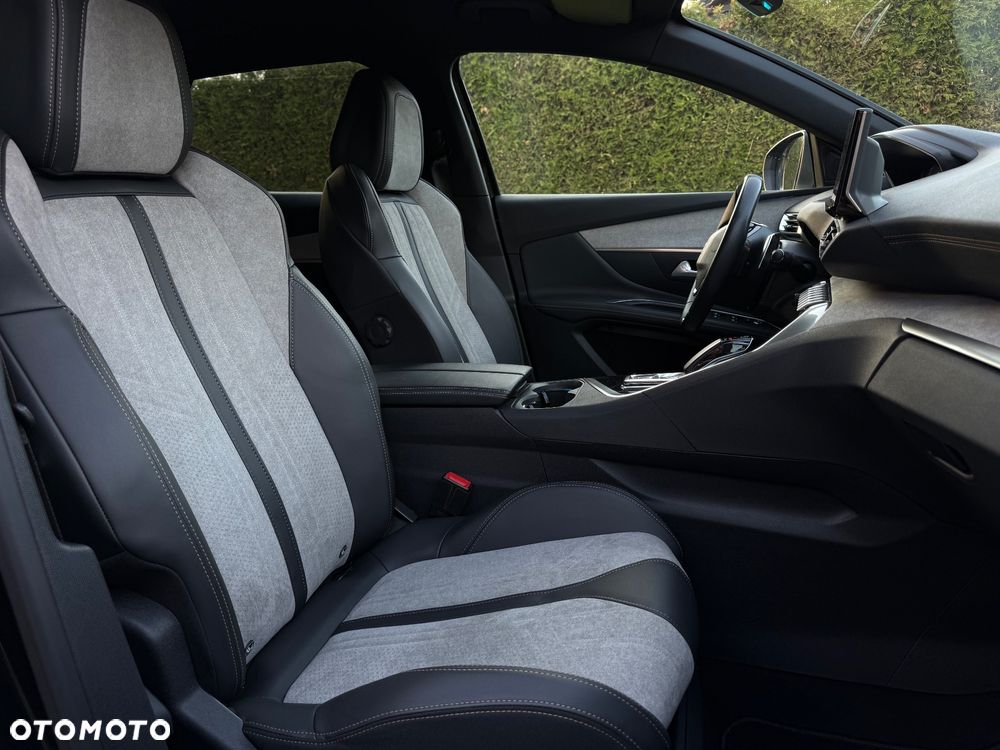 Peugeot 3008 225 e-EAT8 GT - 12