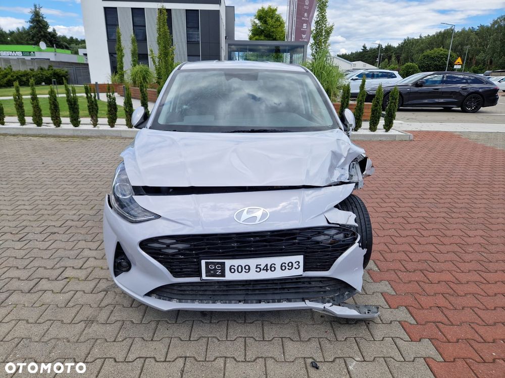 Hyundai i10 1.2 Smart AMT - 6