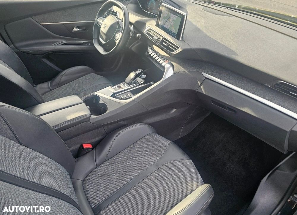 Peugeot 3008 PHEV 180 EAT8 Active Pack - 5