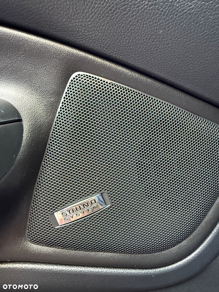 Skoda Octavia 2.0 TDI CR DPF DSG RS - 27