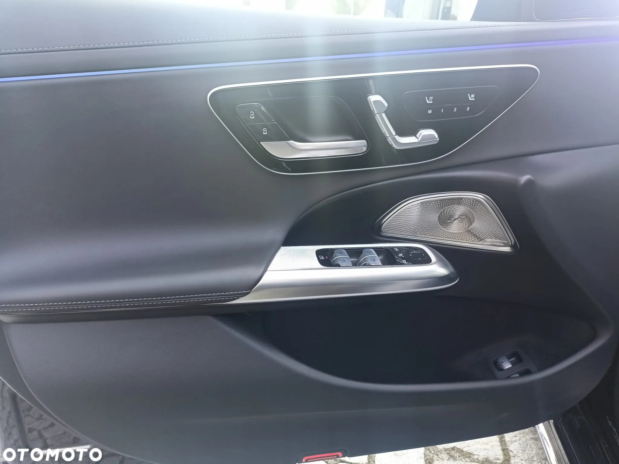 Mercedes-Benz Klasa E 300 PHEV AMG 9G-Tronic - 12