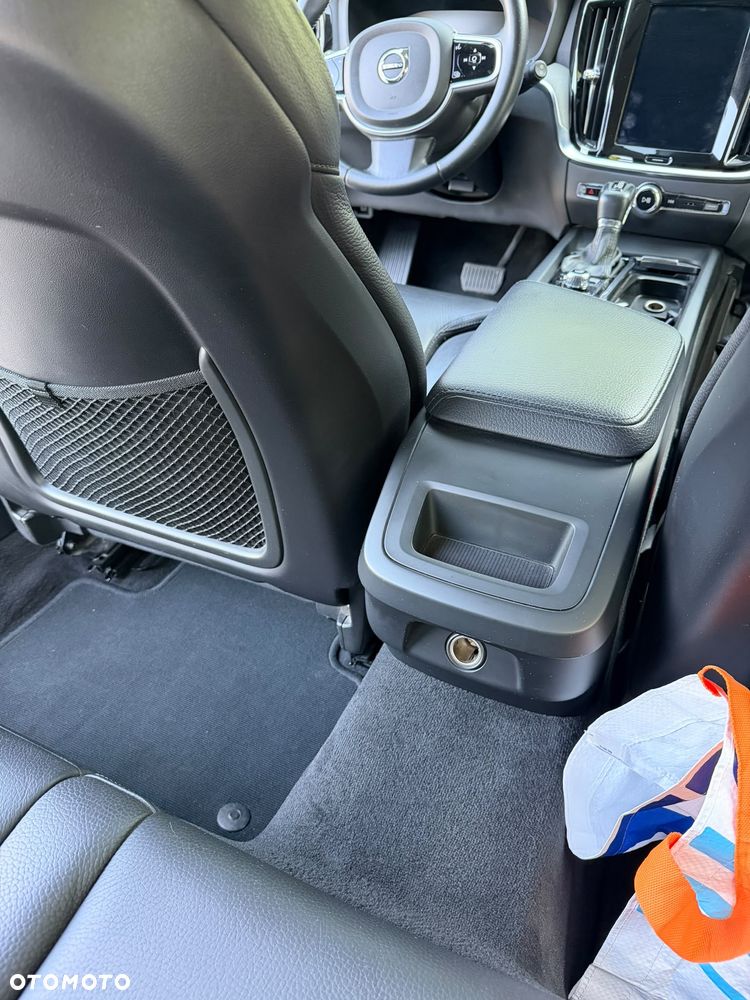 Volvo V60 D4 Inscription - 23