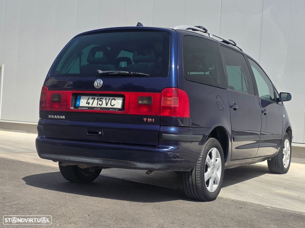 VW Sharan 1.9 TDi Confortline - 4