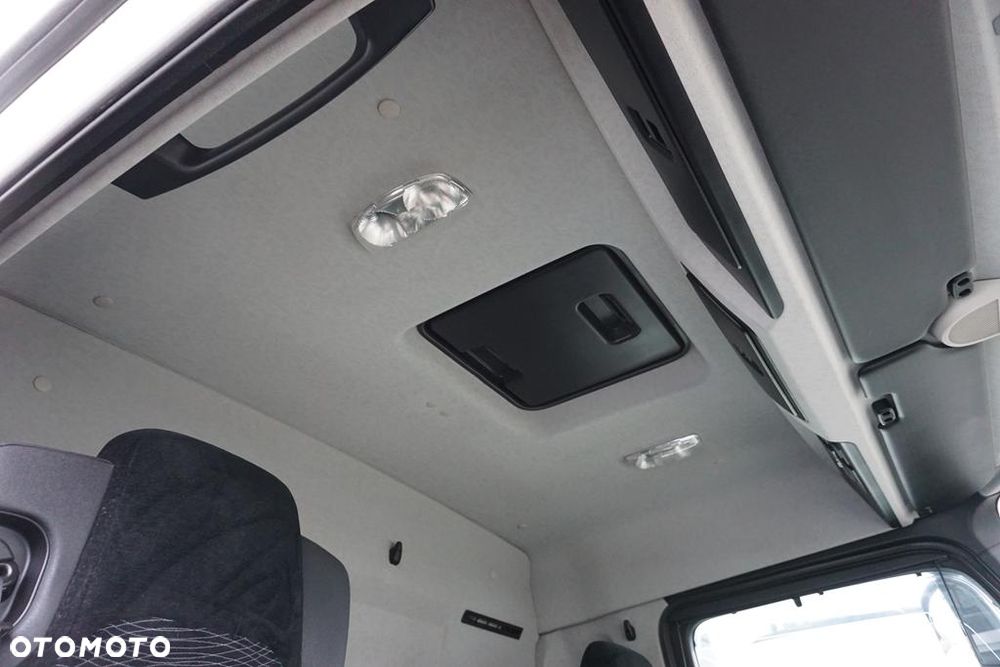 Mercedes-Benz ANTOS / 2545 / EURO 6 / CHŁODNIA + WINDA / 23 PALETY / OŚ SKRĘTNA - 26