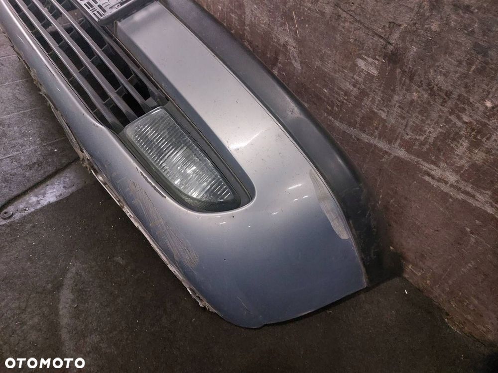 ZDERZAK PRZÓD OPEL ZAFIRA A Z151 - 2