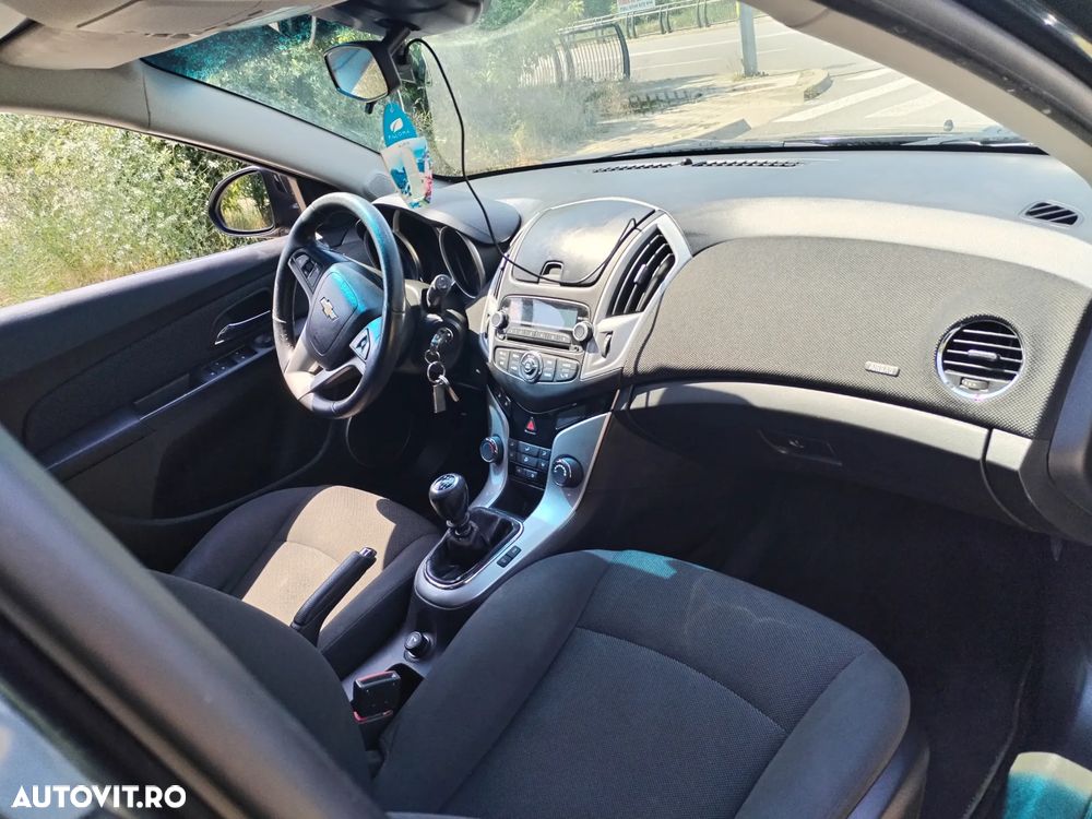 Chevrolet Cruze 1.7 DOHC LT+ - 7