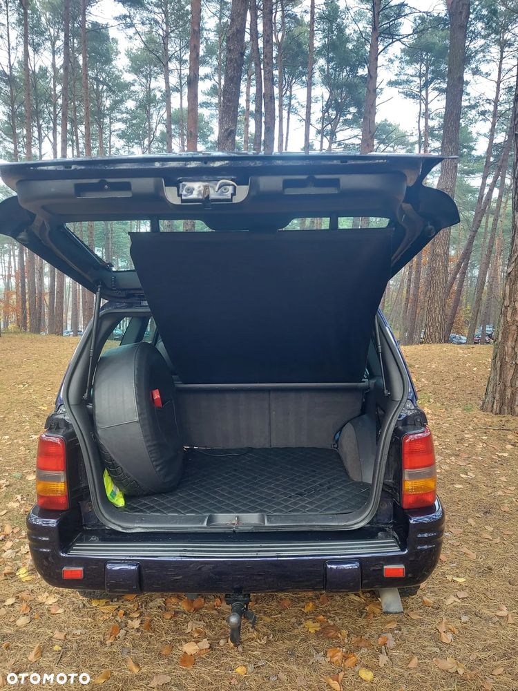Jeep Grand Cherokee - 22