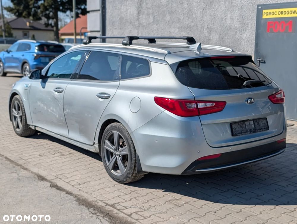 Kia Optima Plug-in Hybrid - 6