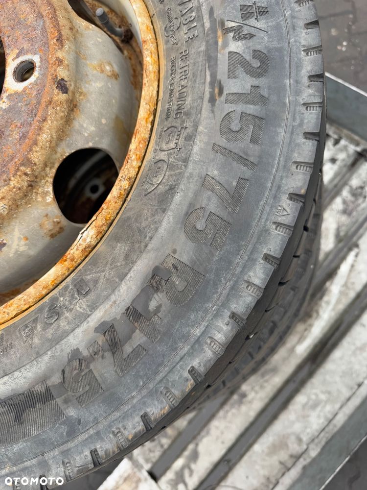 Komplet 4 kół, felga, opony Continental 215/75 R17,5 - 3