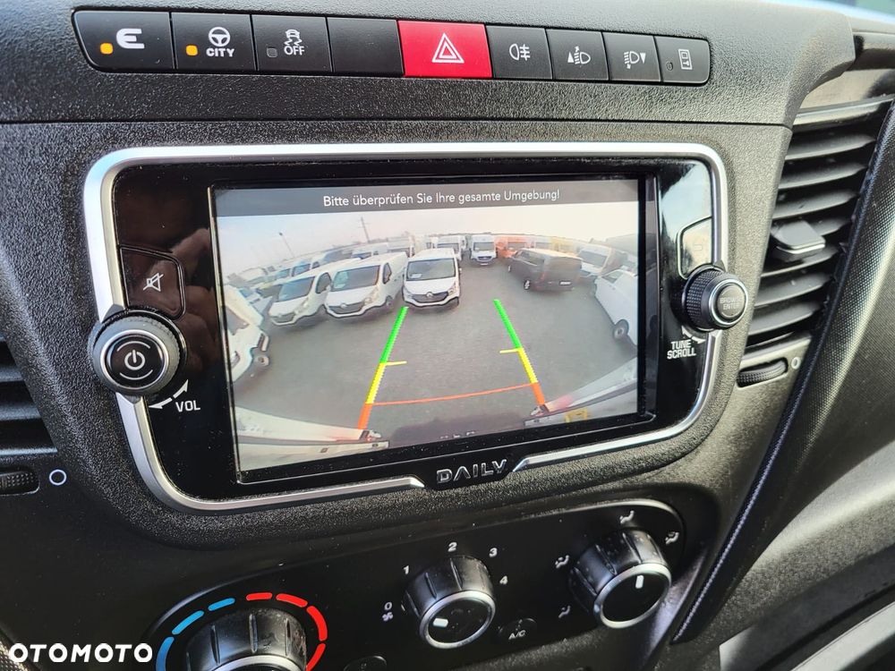 Iveco DAILY 35 S 16 MAXI-HAK 3500 KG-KLIMA-6 SZTUK - ŁADNY - 25