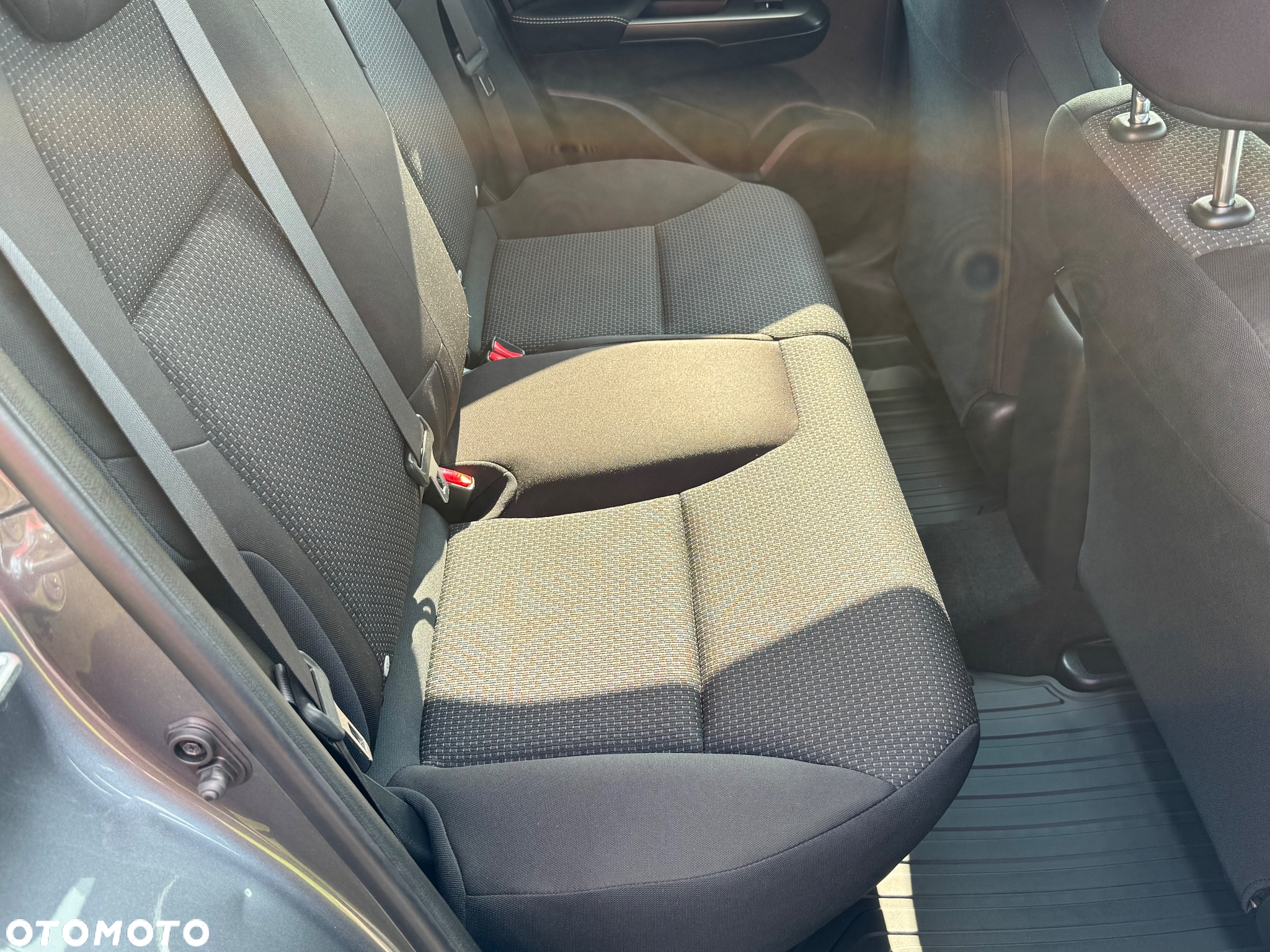Honda Civic 1.4 Comfort - 25