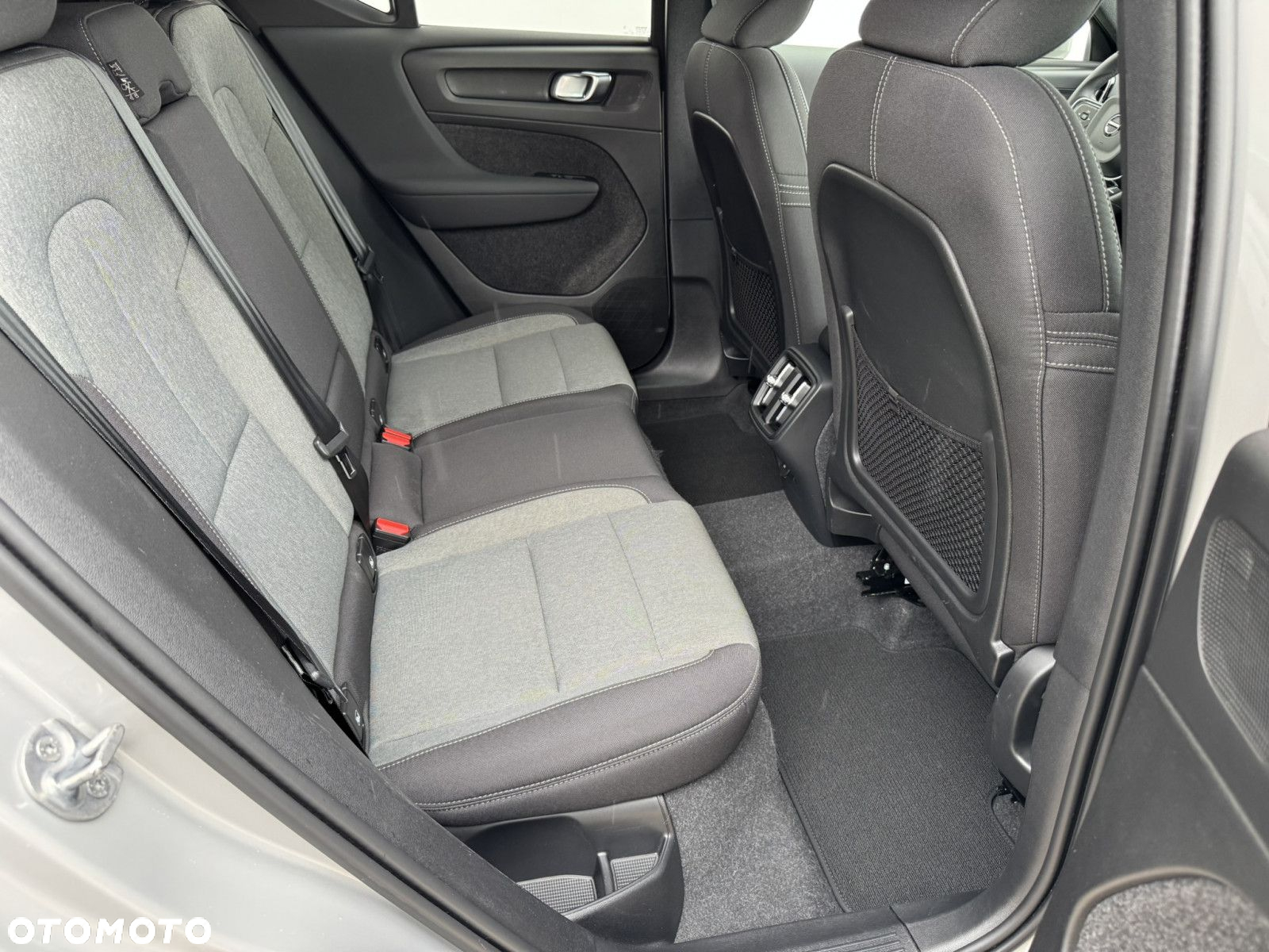 Volvo XC 40 - 11