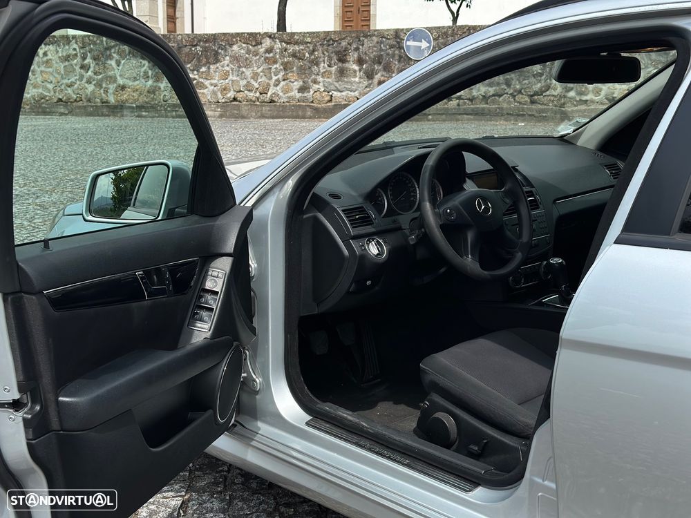 Mercedes-Benz C 200 Station CDI DPF BlueEFFICIENCY SPORT EDITION - 17