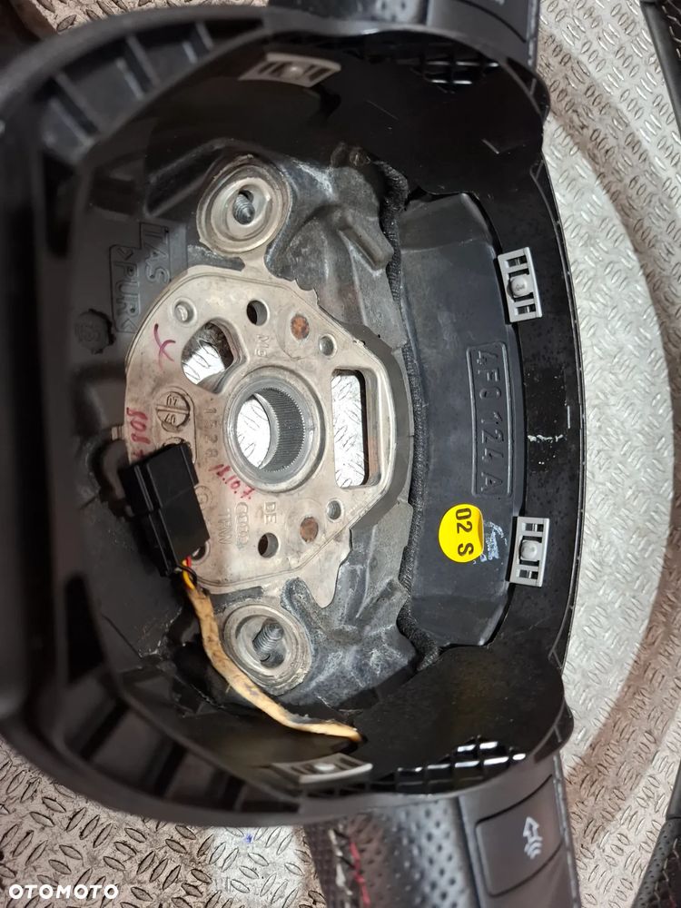 Kierownica Audi A5 2008 rok s-line A4B8 nr 4F0124A - 5