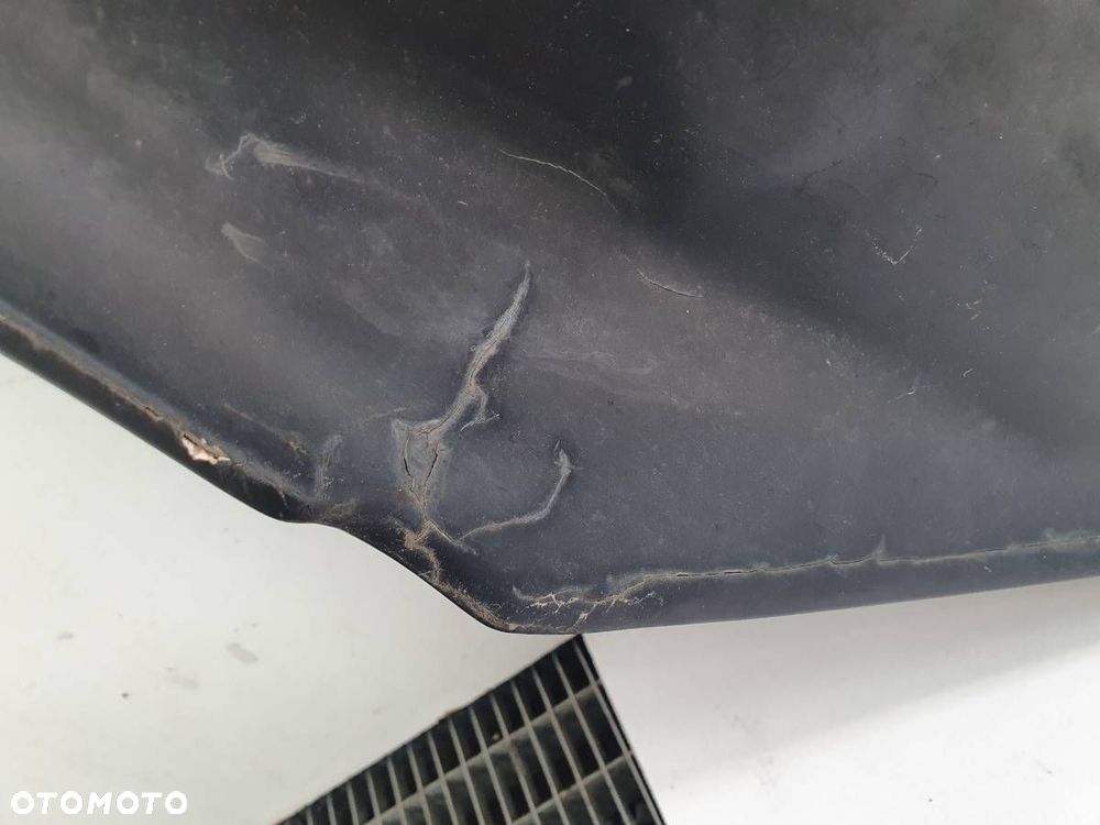 MASKA POKRYWA SILNIKA AUDI Q5 8R 2011 - 7