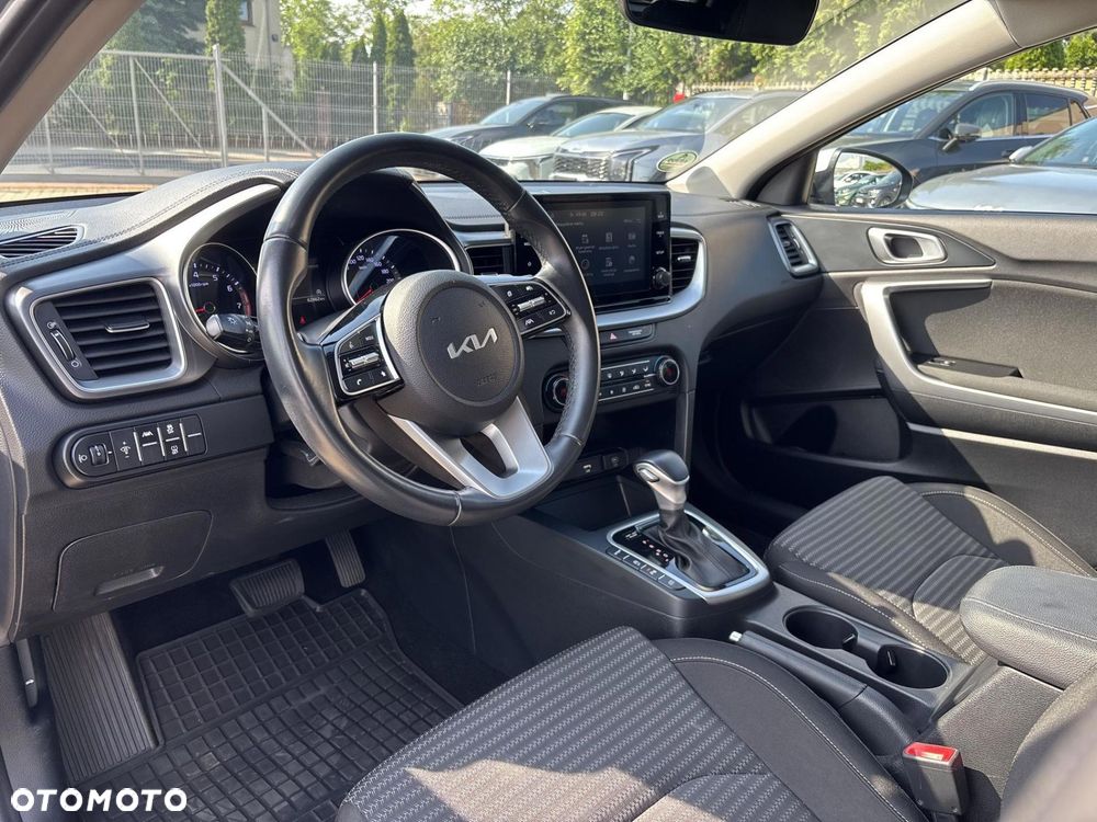Kia Ceed 1.5 T-GDI M DCT - 10