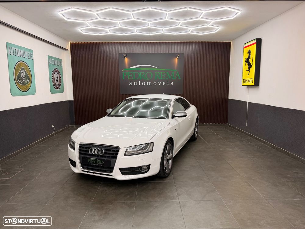 Audi A5 2010 photo 2