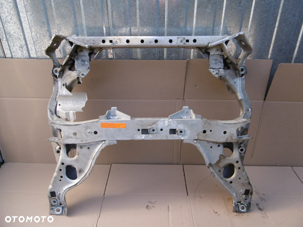 Belka ława zawieszenia pod silnik bmw e90 e91 e92 e84 e87 1.6 1.8 2.0 3.0