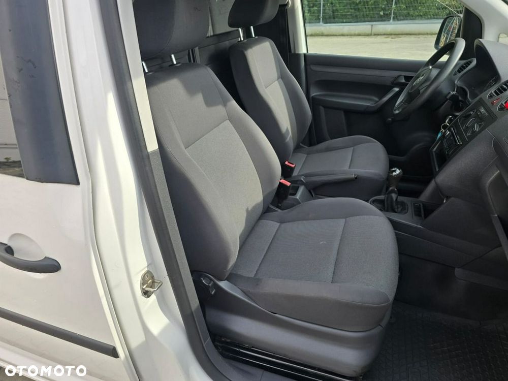 Volkswagen Caddy - 23