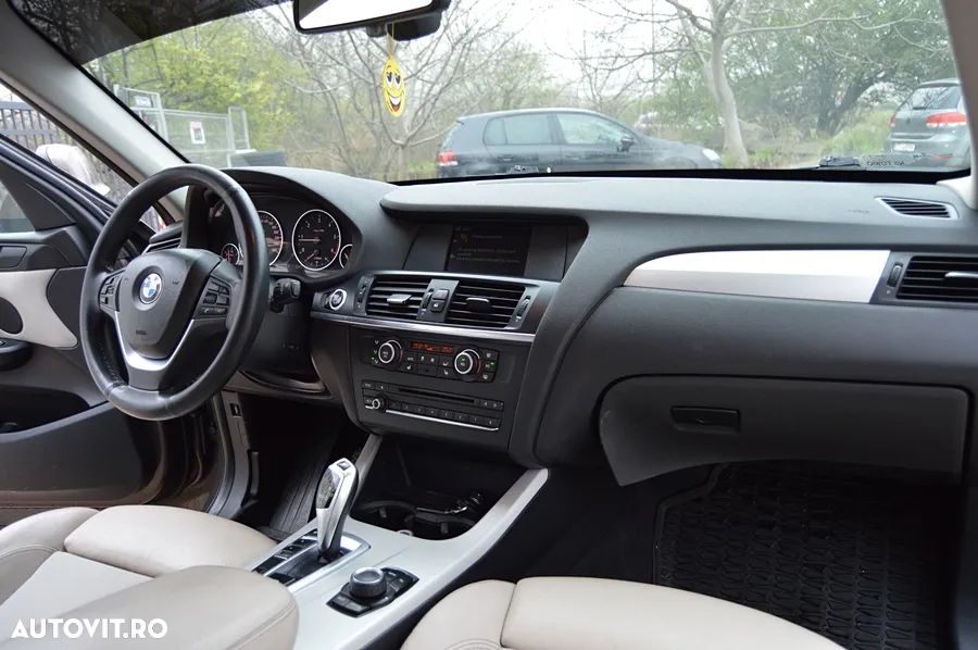 BMW X3 xDrive20d Aut. - 6