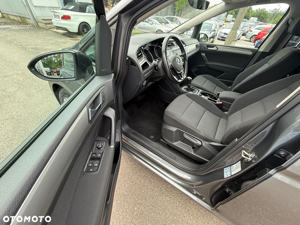 Volkswagen Touran 2.0 TDI BMT Comfortline DSG - 13