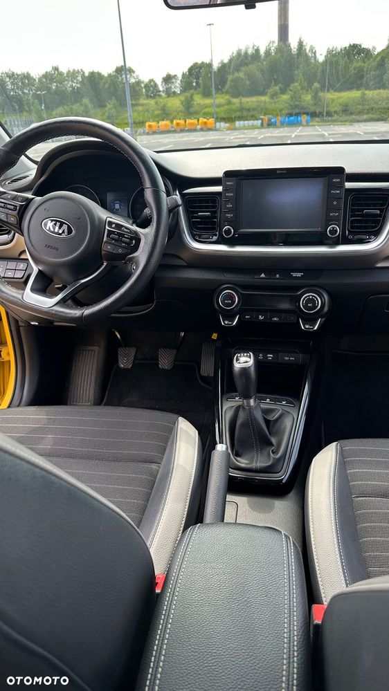 Kia Stonic 1.4 L - 15