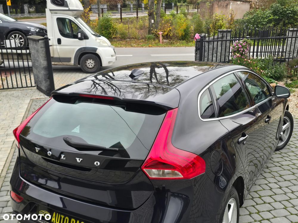 Volvo V40 D2 Summum - 13