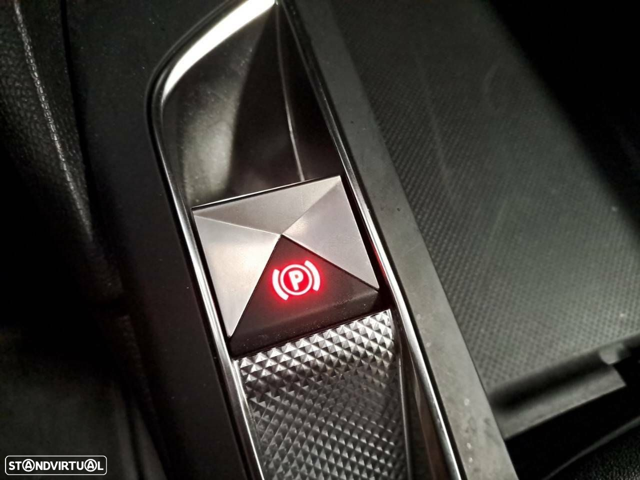 DS DS3 1.2 PureTech Performance Line - 24