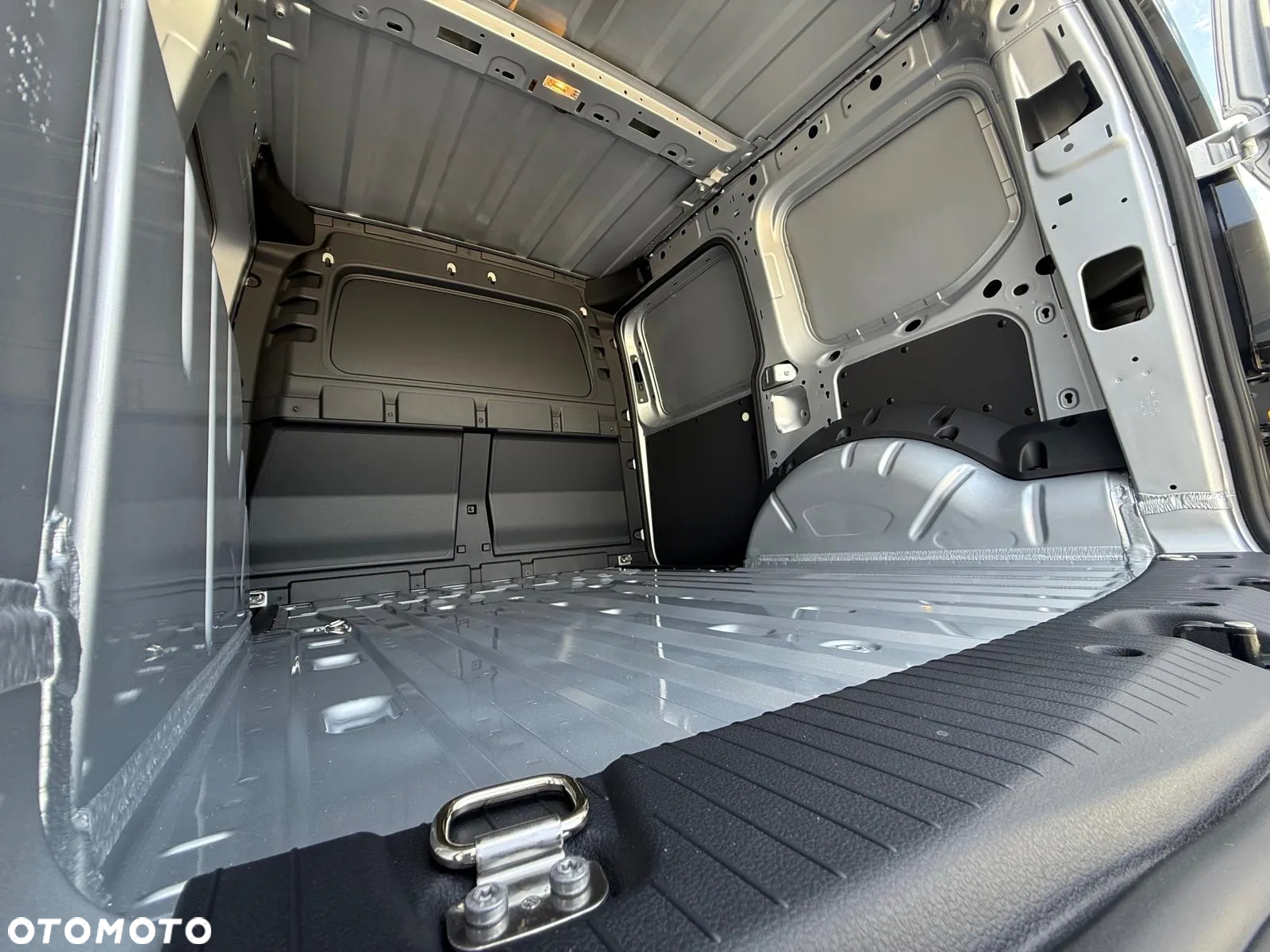 Volkswagen Caddy - 30