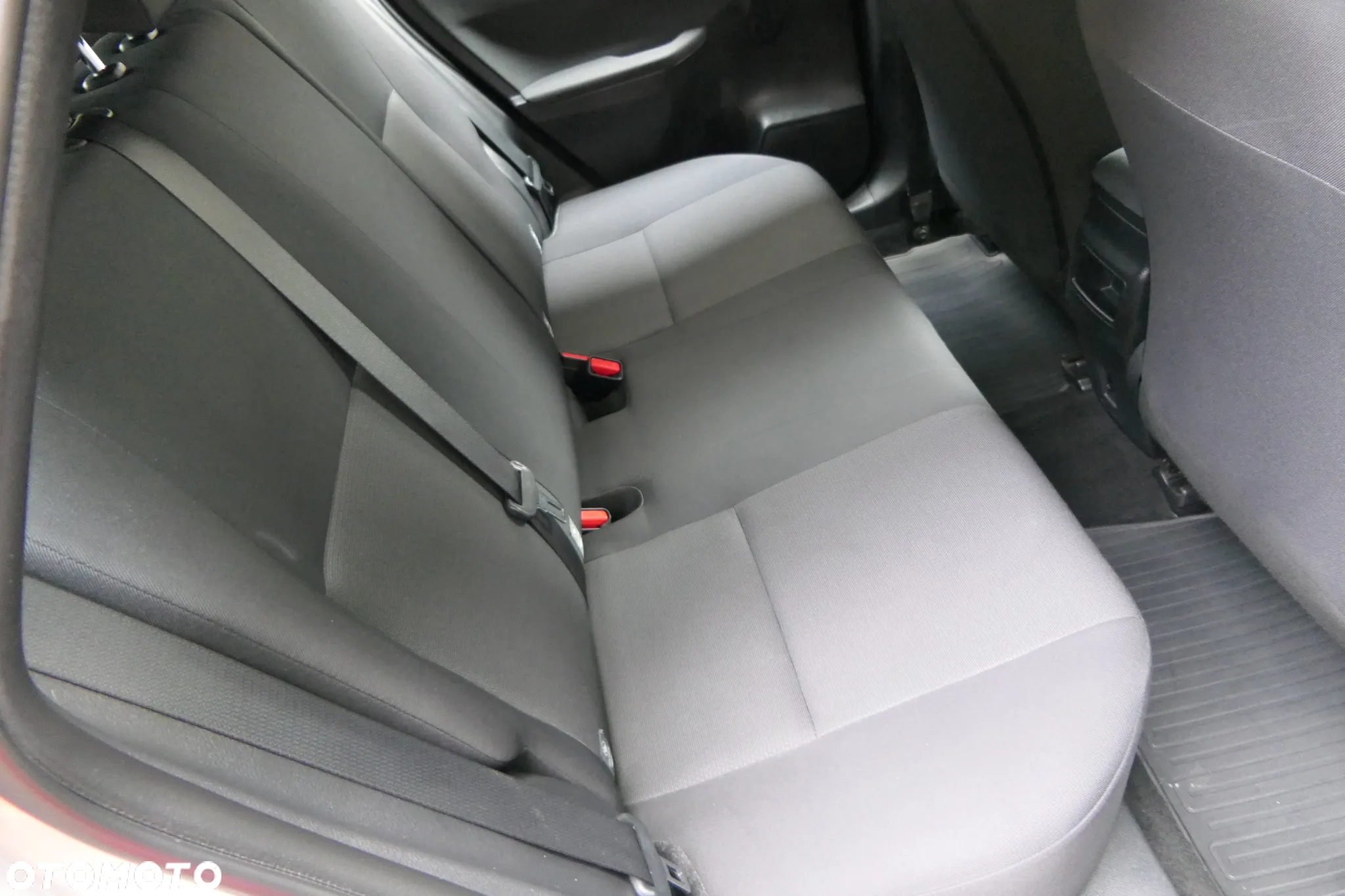 Toyota Auris 1.33 VVT-i Comfort - 17