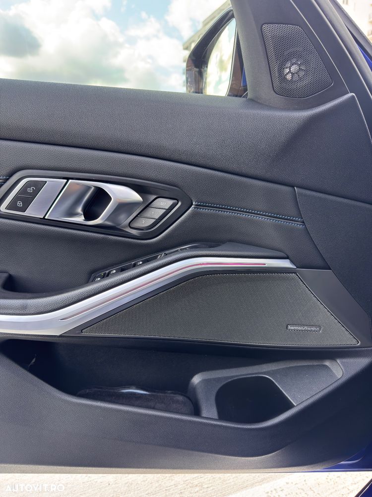 BMW Seria 3 330i AT M Sport - 16