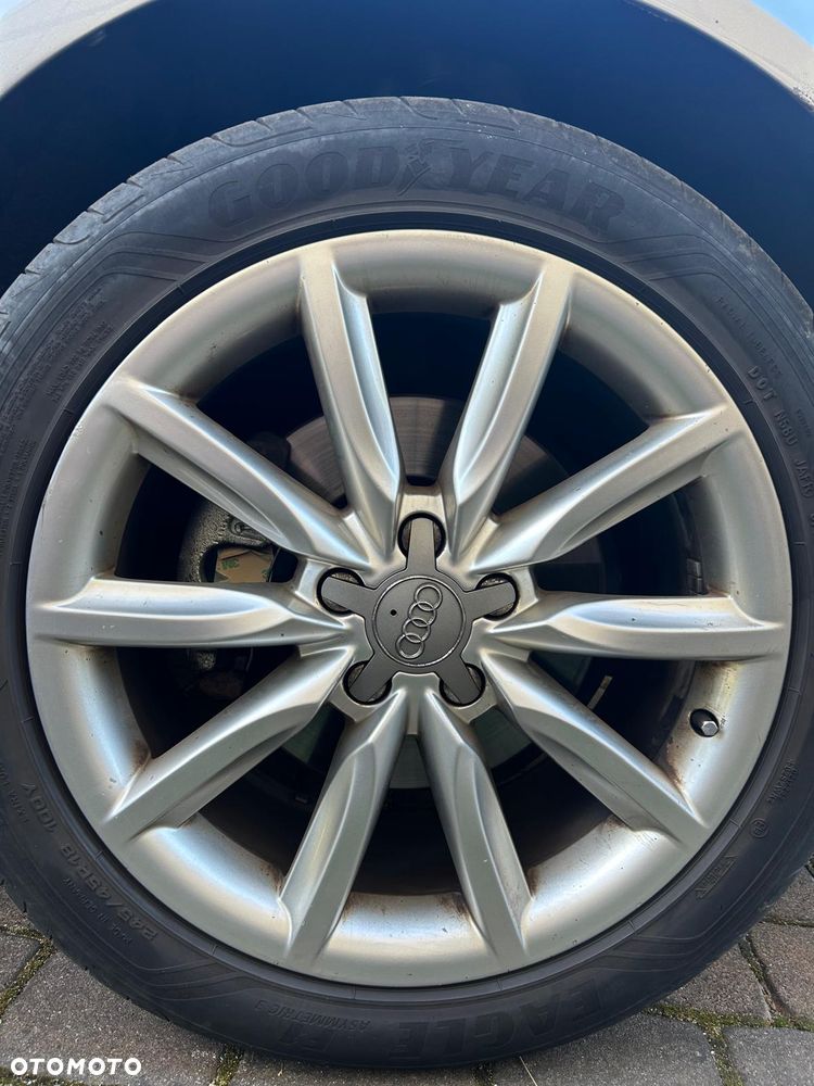 Audi A6 Limousine 2.4 - 31